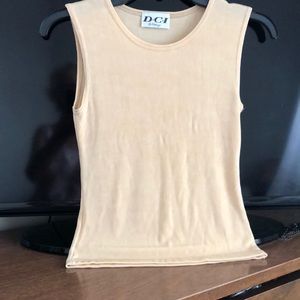 New women blouse. Smoke free home.